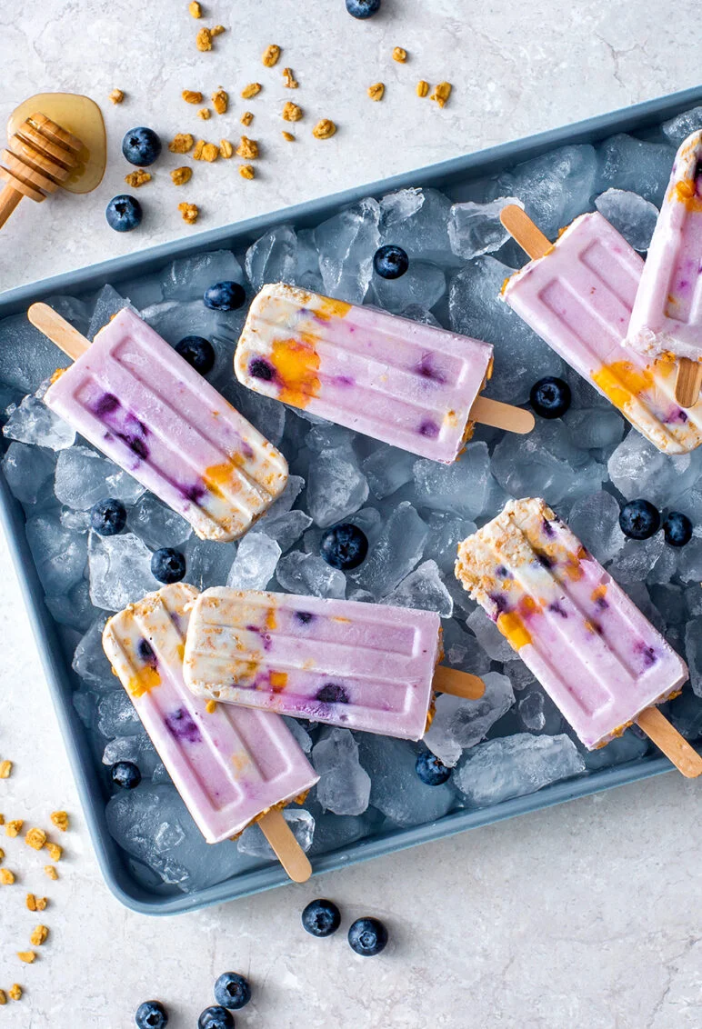 blueberry_parfait_pops.jpg